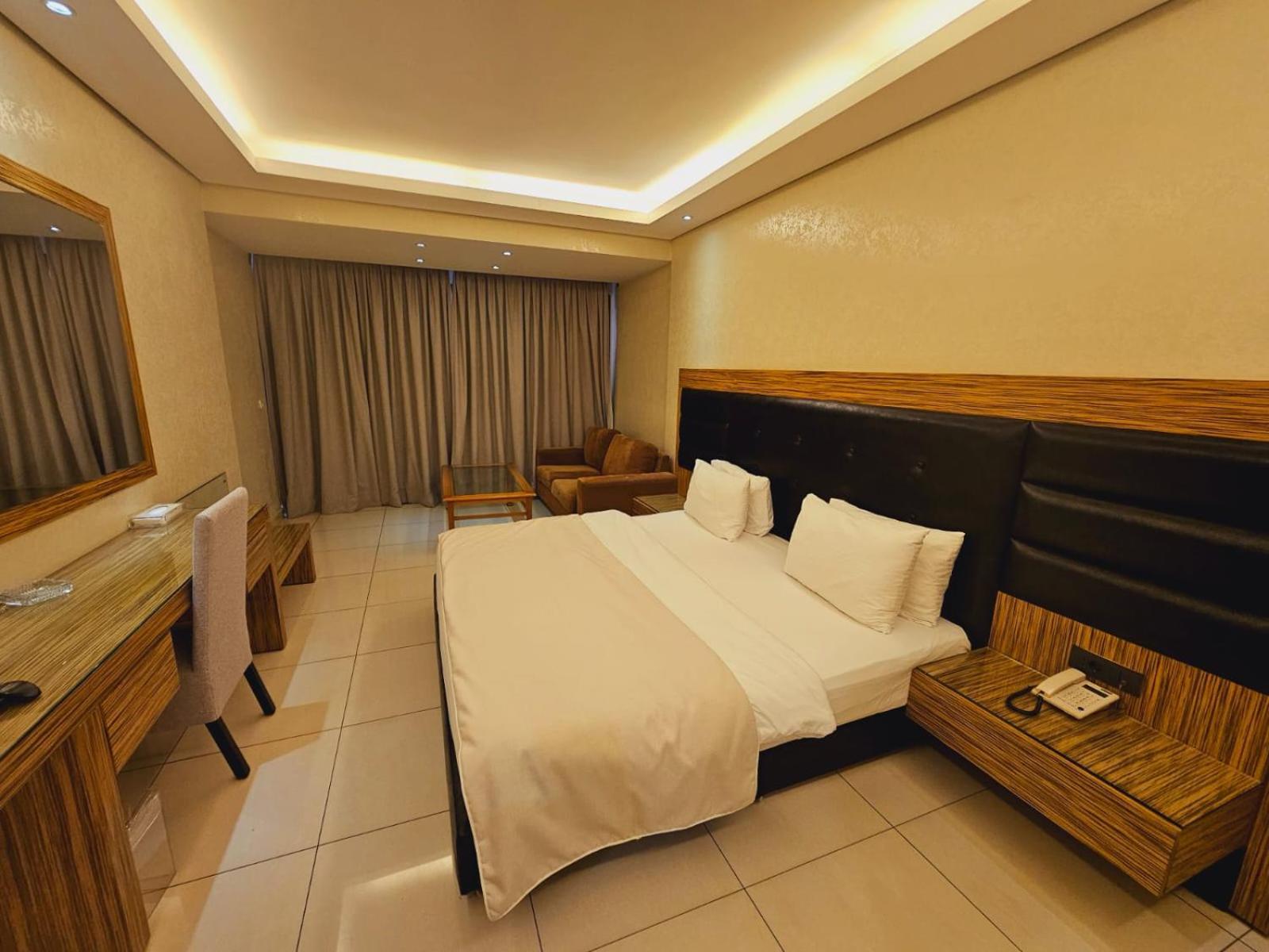 Verdun Suites Hotel Beirut Exterior photo